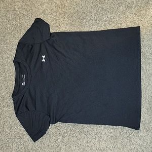 Under Armour tshirt